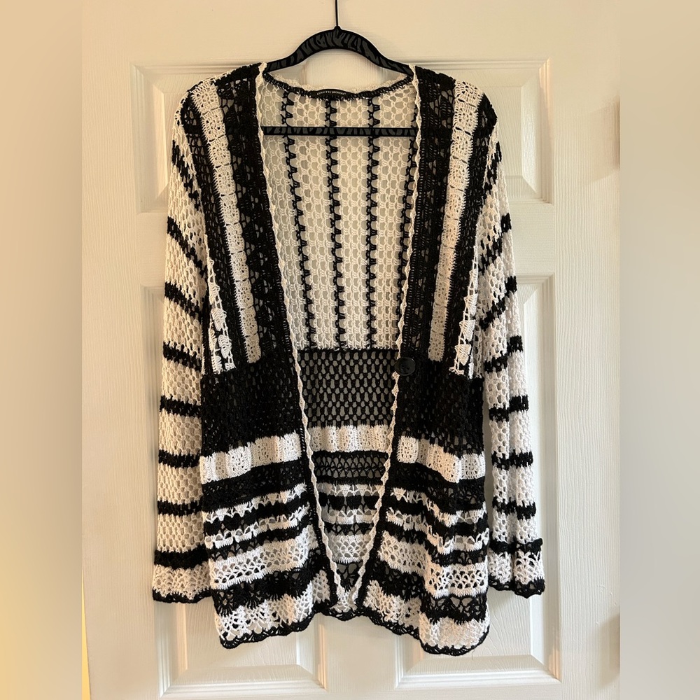 Black & White Cardigan; Brand new; Size XL